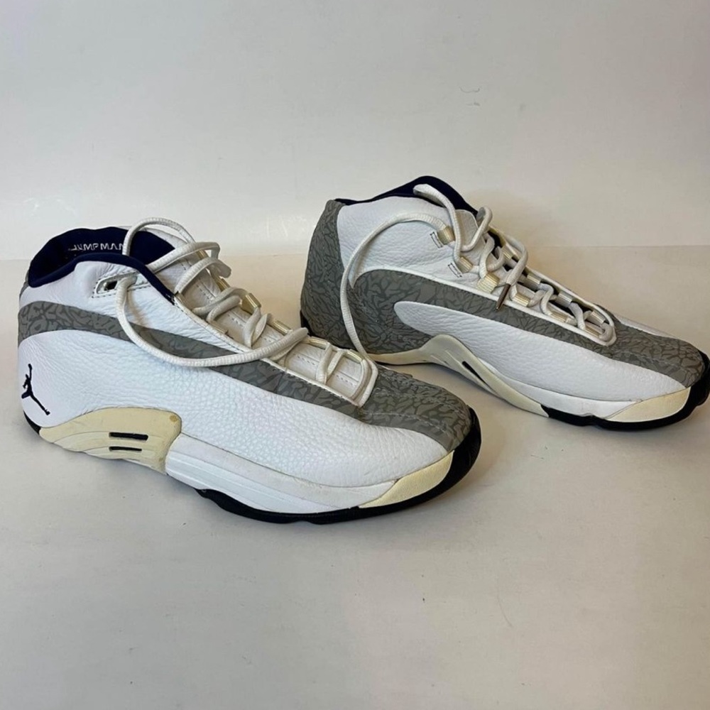 Air Jordan Retro 13 White Silver Blue 11